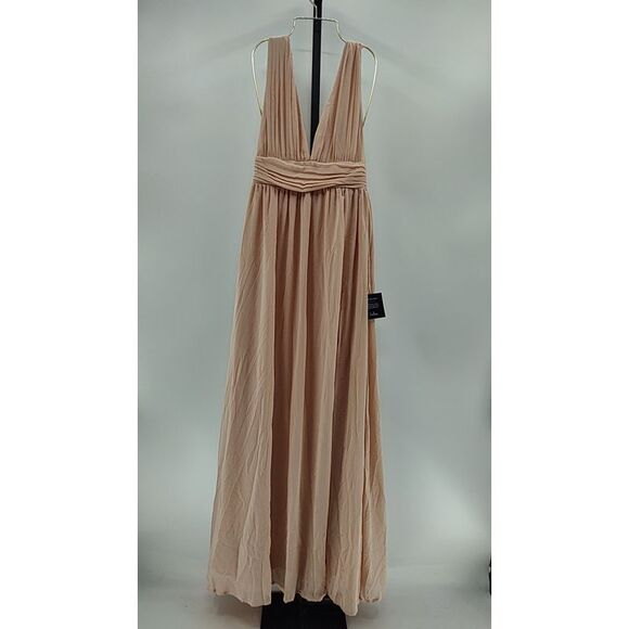 Lulus Dresses & Skirts - Lulu's Blush Maxi Dress
